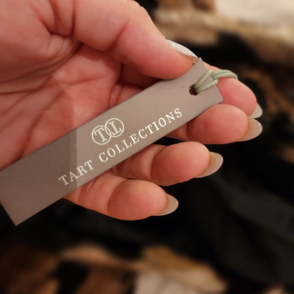 Tartar Collection vegan fur print soft vest medium vest - Picture 6 of 16